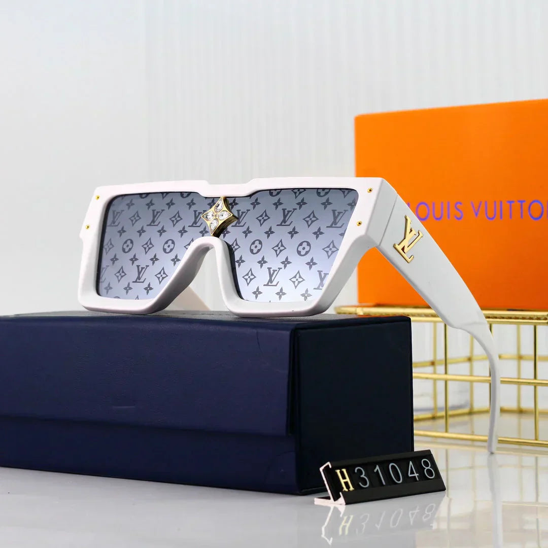 DIVATOS NAPSZEMÜVEG H31048