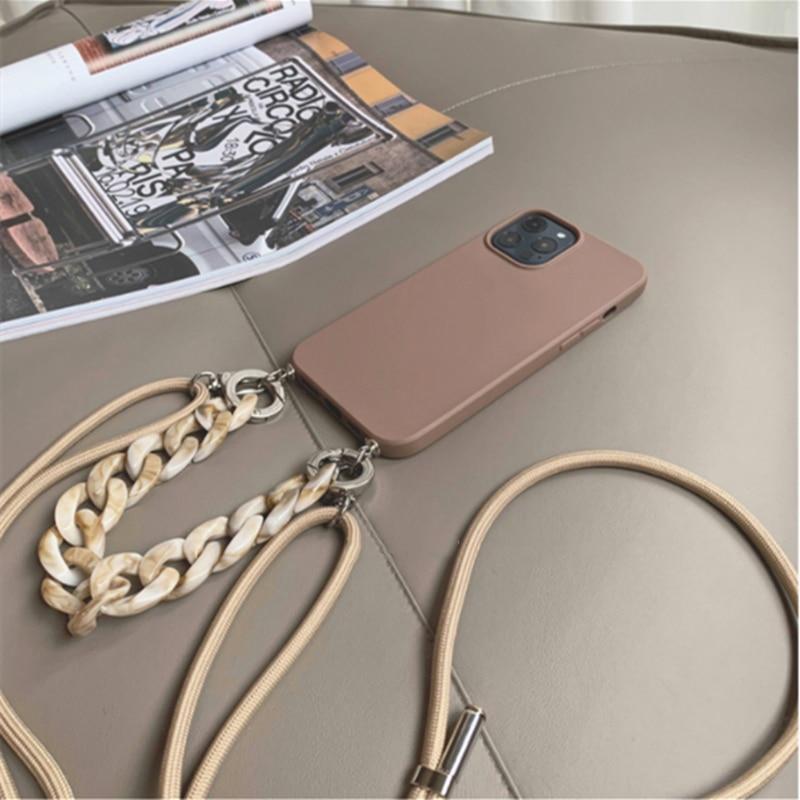 CĂĄs iPhone Bella Chain