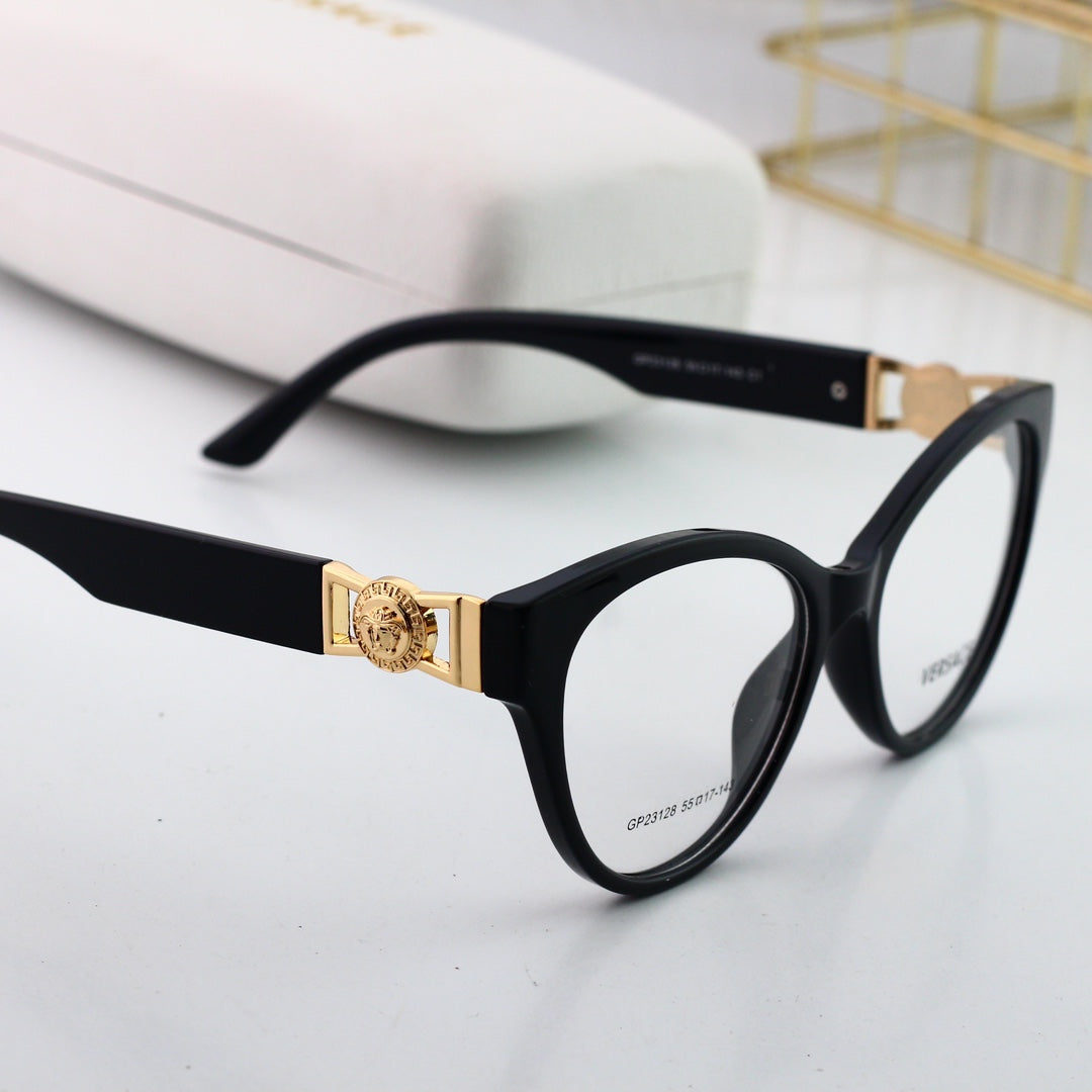 Quadratische Metallbrille