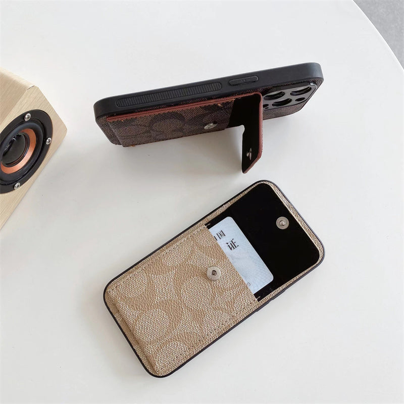 지갑 커피가 포함된 Coach iPhone 케이스-HP240513