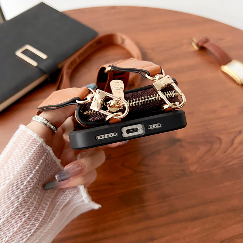 Custodia per iPhone con catena porta carte Lou GG