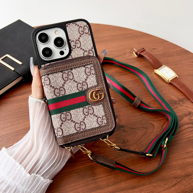 Custodia per iPhone con catena porta carte Lou GG