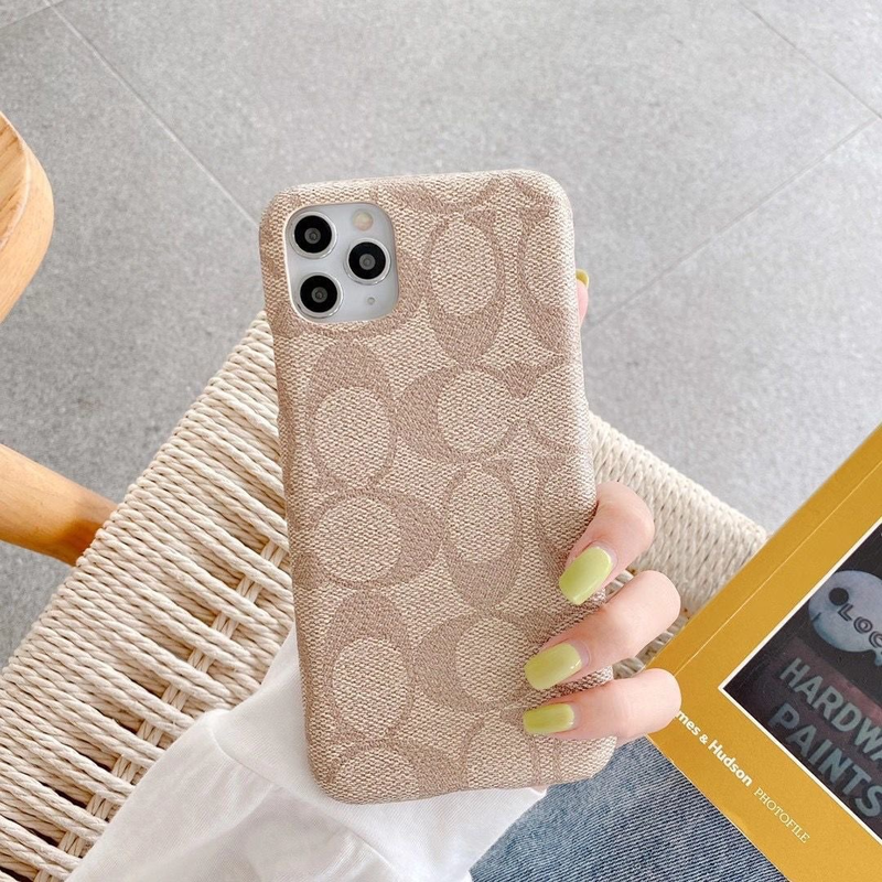 Capa clássica para iPhone Coach Café -JDK241426