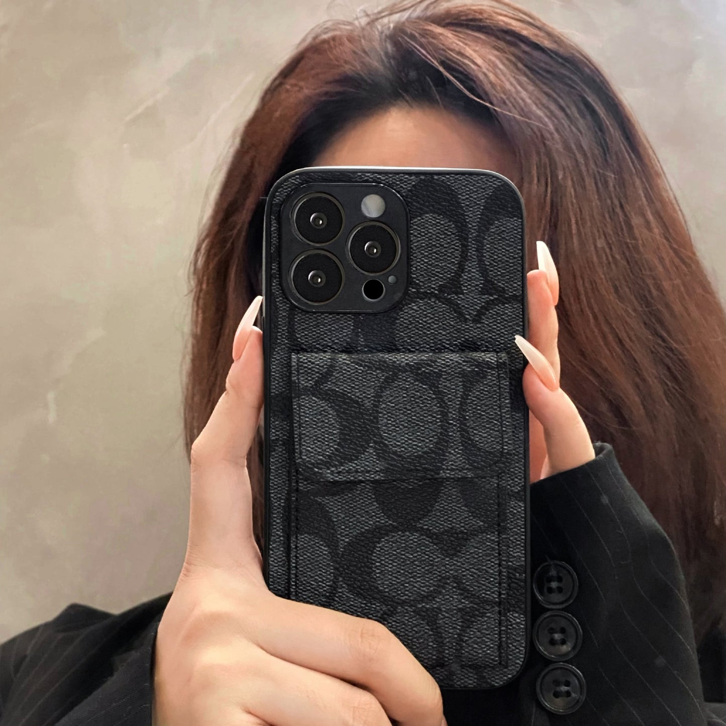 지갑이 포함된 Coach iPhone 케이스 블랙-HP240513
