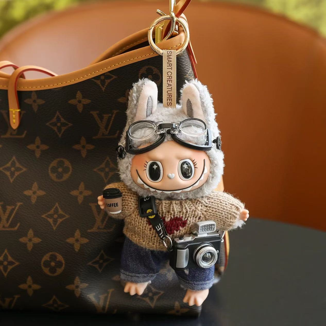 Pacáiste Bailiúchán Labubu! Ró-ghleoite le Láimhseáil - Cuir suas iad!