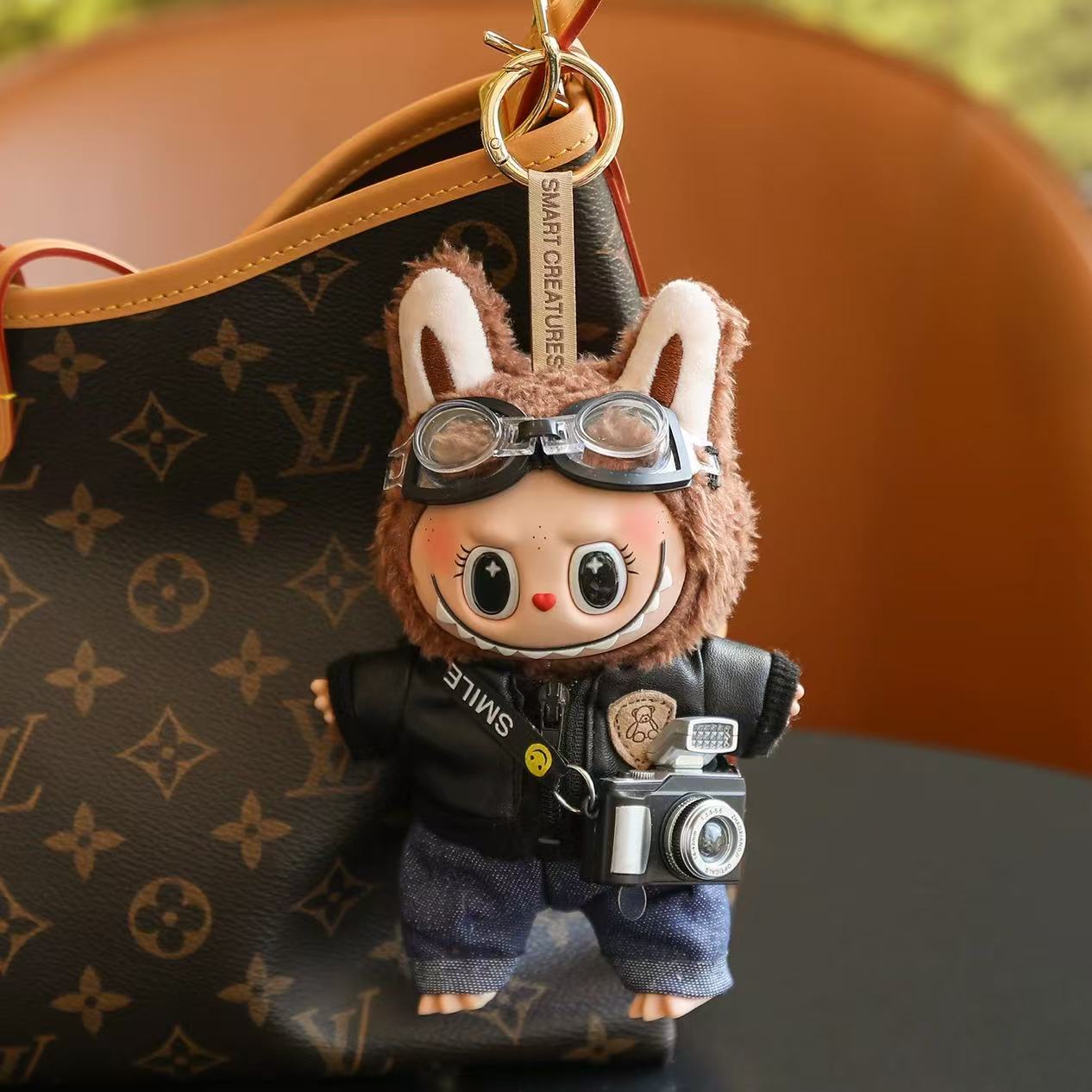 Pacáiste Bailiúchán Labubu! Ró-ghleoite le Láimhseáil - Cuir suas iad!