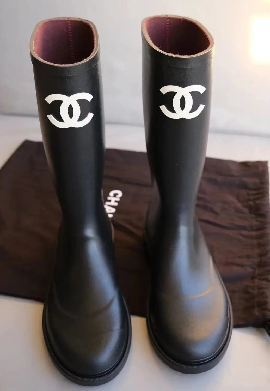 優雅經典防水高筒靴 – 永恆風格 & 舒適