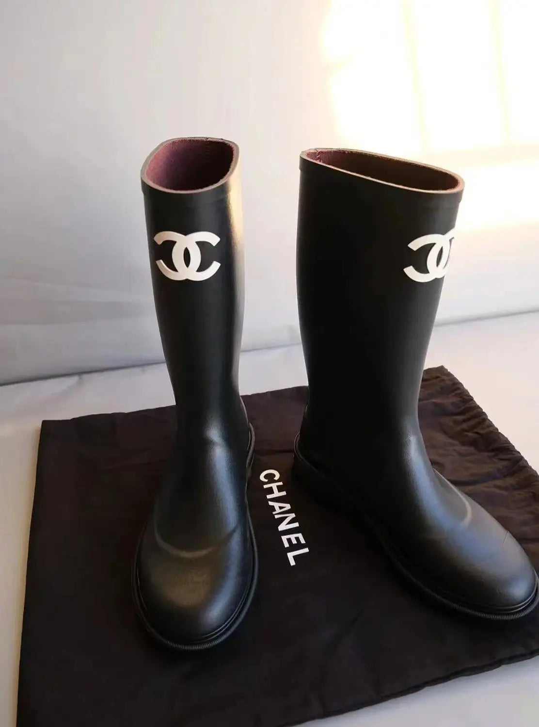 優雅經典防水高筒靴 – 永恆風格 & 舒適