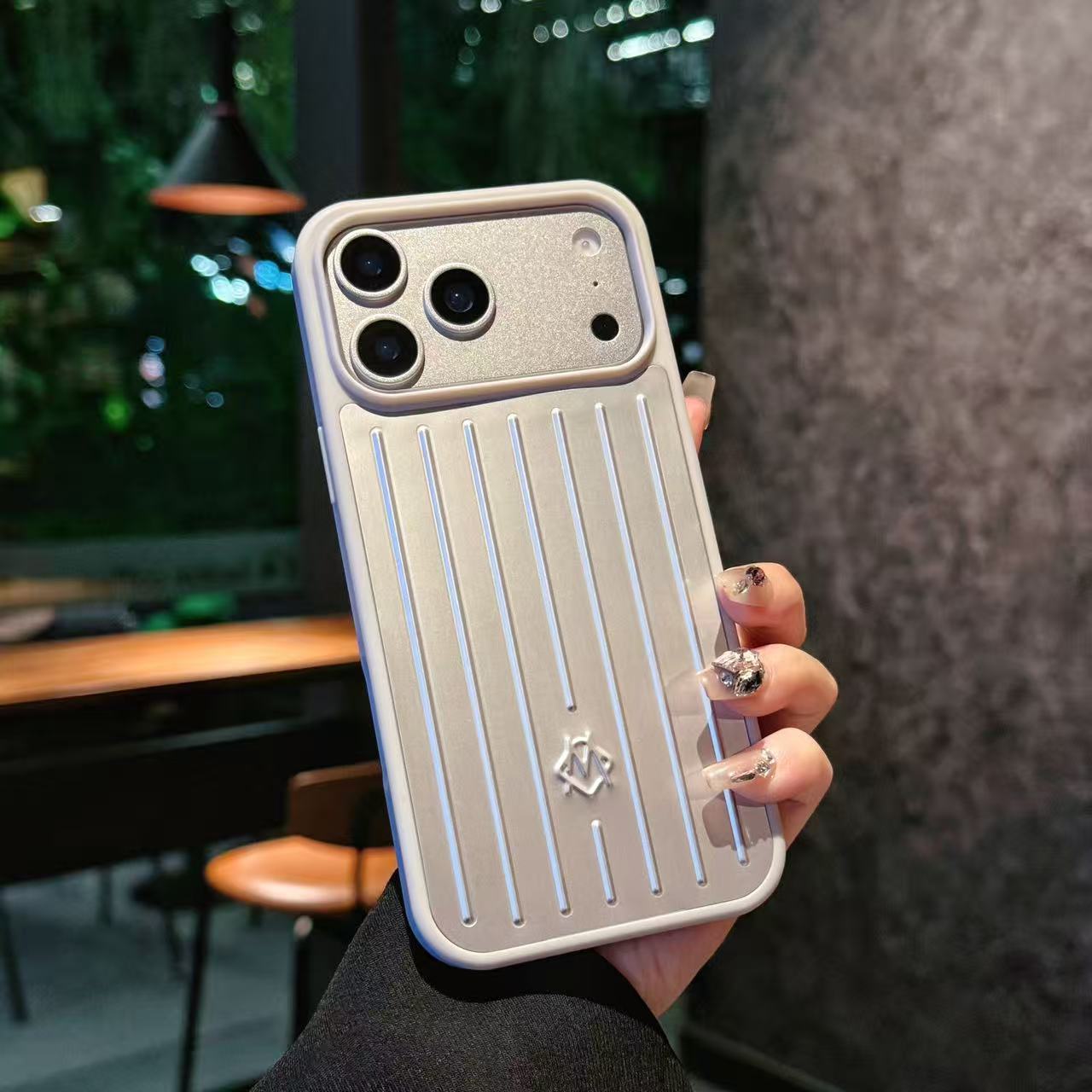 New-style phone case