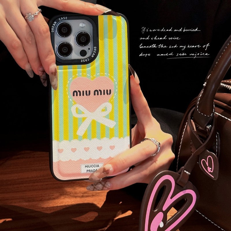Étui pour iPhone en cuir vert et rose Miu