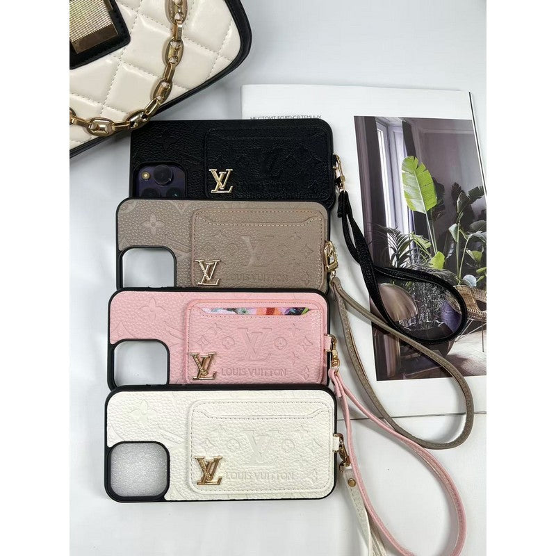 Torba na karty Lou w czterech kolorach. Etui na iPhone'a