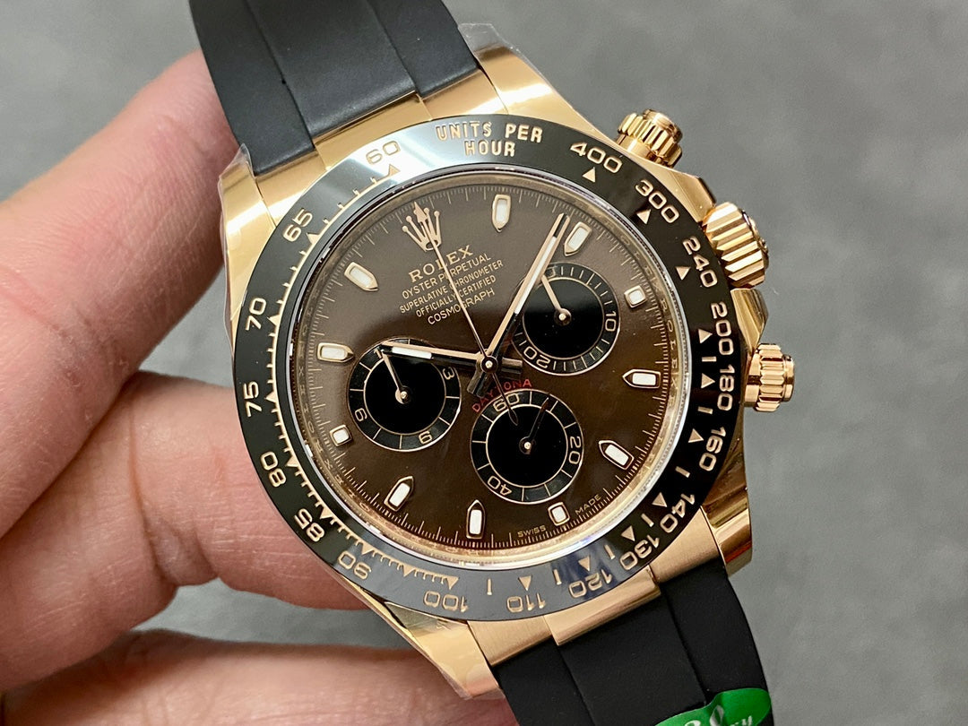 Luxury Chronograph Sport Watch with Rubber Strap