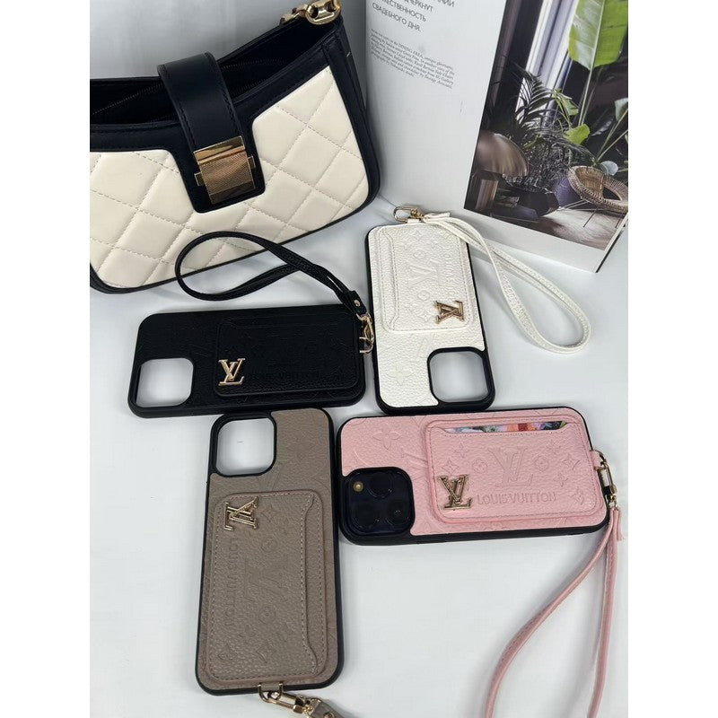 Torba na karty Lou w czterech kolorach. Etui na iPhone'a