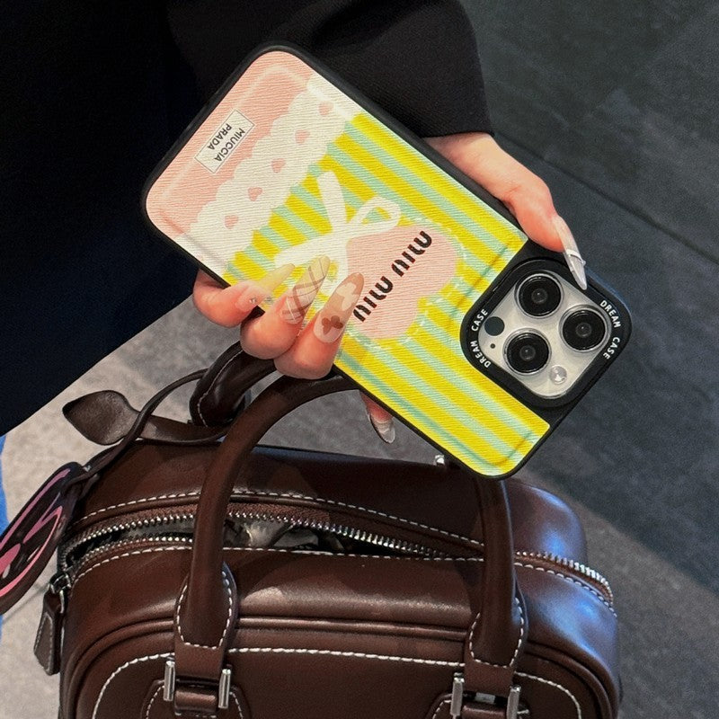 Étui pour iPhone en cuir vert et rose Miu