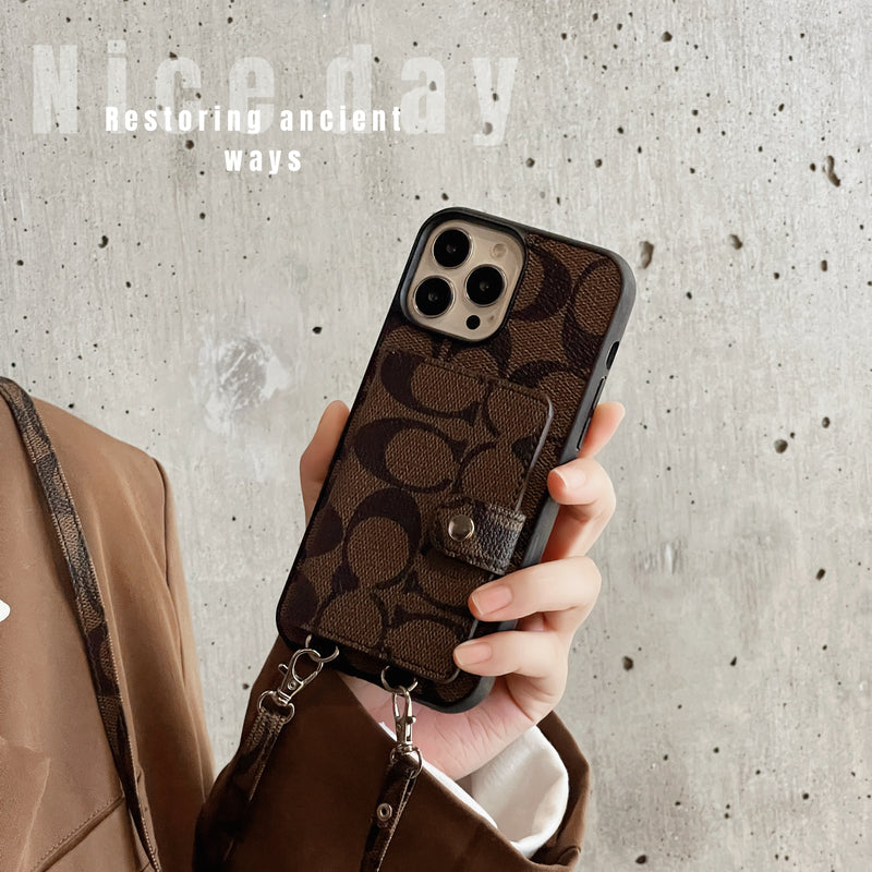 Coach iPhone tok Tárcával és Szíjjal Barna -SZK240402