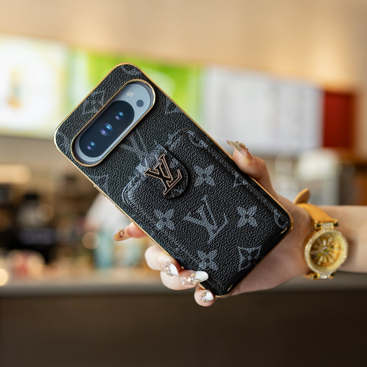 Luxus zsinóros Google Pixel telefontok