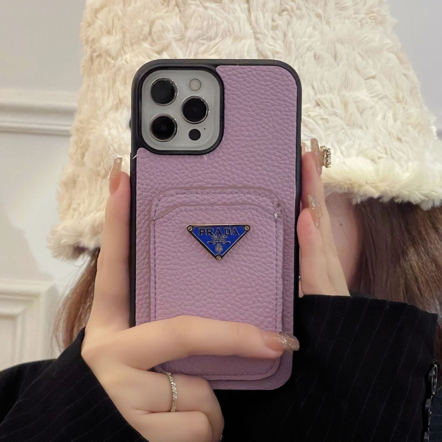 Kolorowe etui na iPhone'a z uchwytem na karty Pra