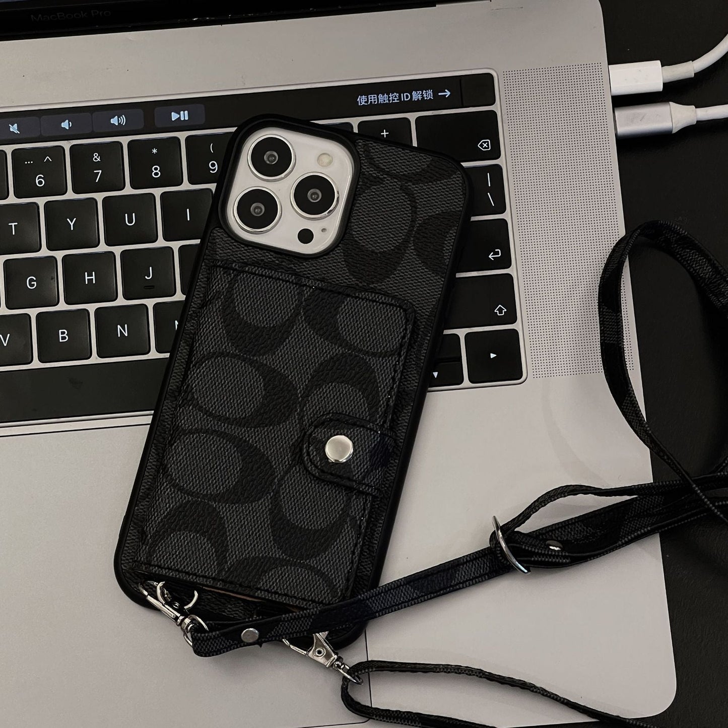 Coa Card Bag Δερμάτινη θήκη για iPhone με αλυσίδα