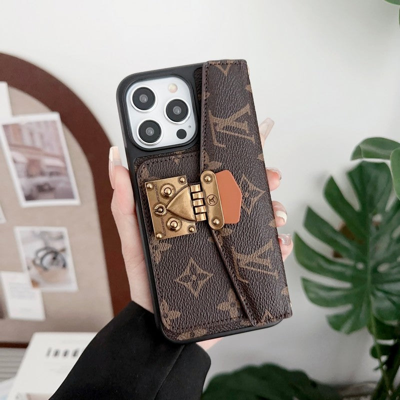Sac à cartes Lou Lock Coque et skin iPhone