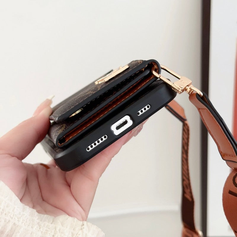 Lou Side Card Bag Crossbody Chain iPhone tok