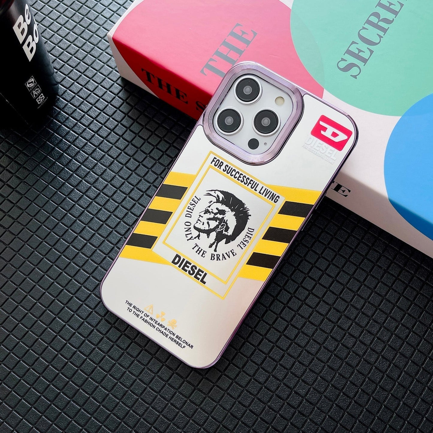 DIESEL iPhone-deksel A27 A28