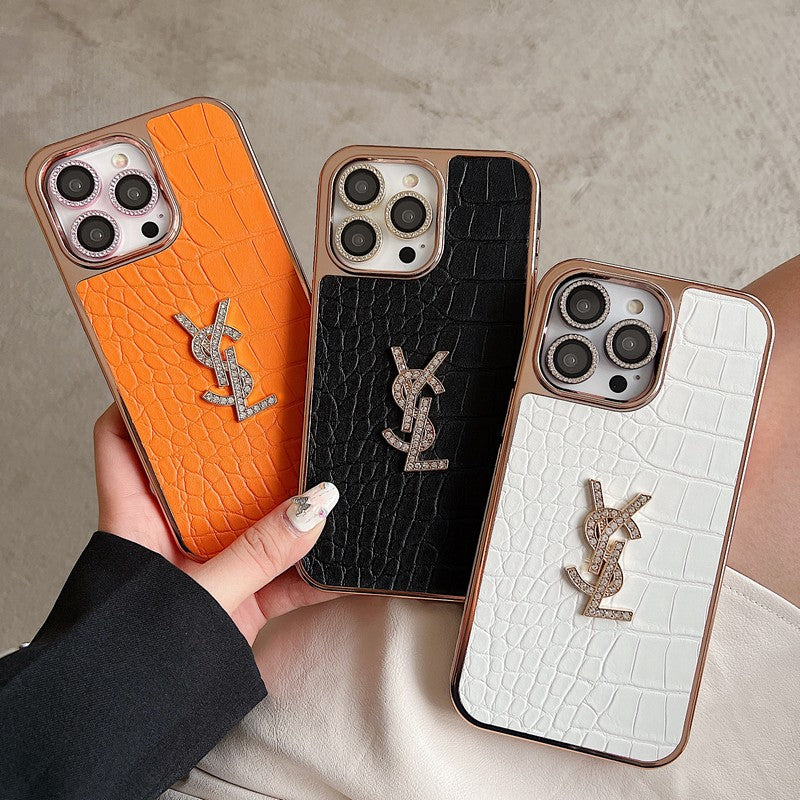 Skórzane etui na iPhone'a w kolorze różowego złota Saint Color