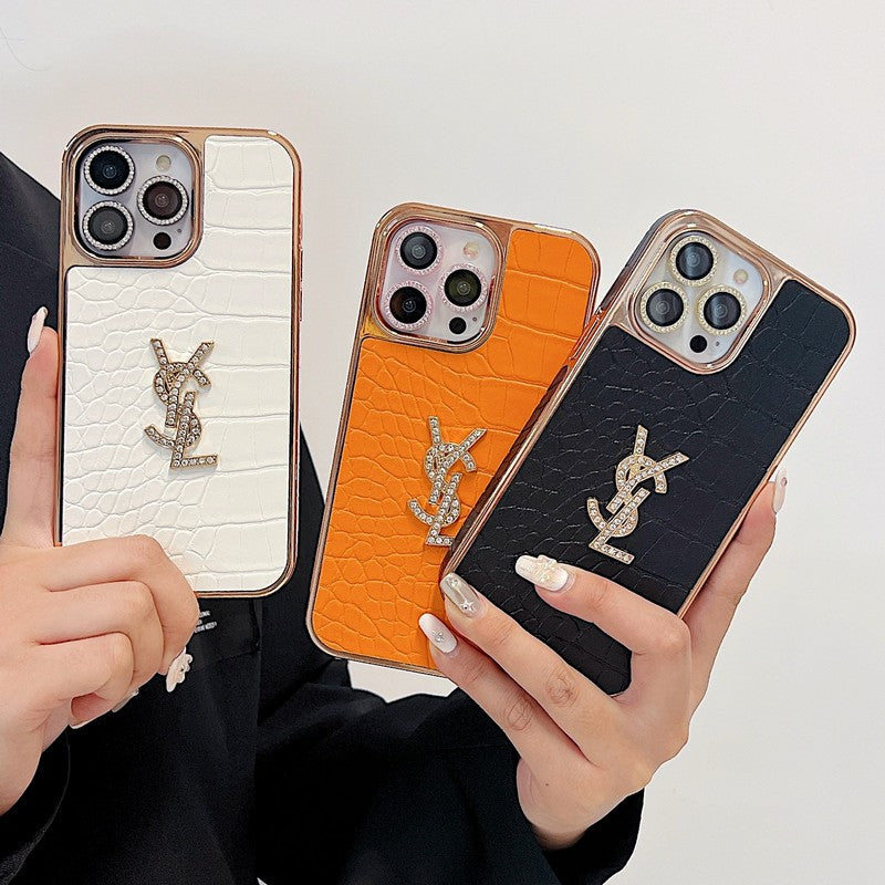 Skórzane etui na iPhone'a w kolorze różowego złota Saint Color