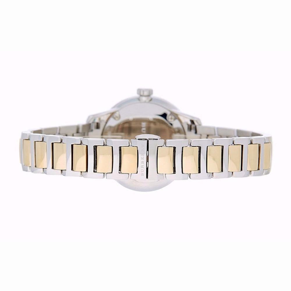 Damski zegarek Burberry w klasycznym złotym kolorze 32 mm