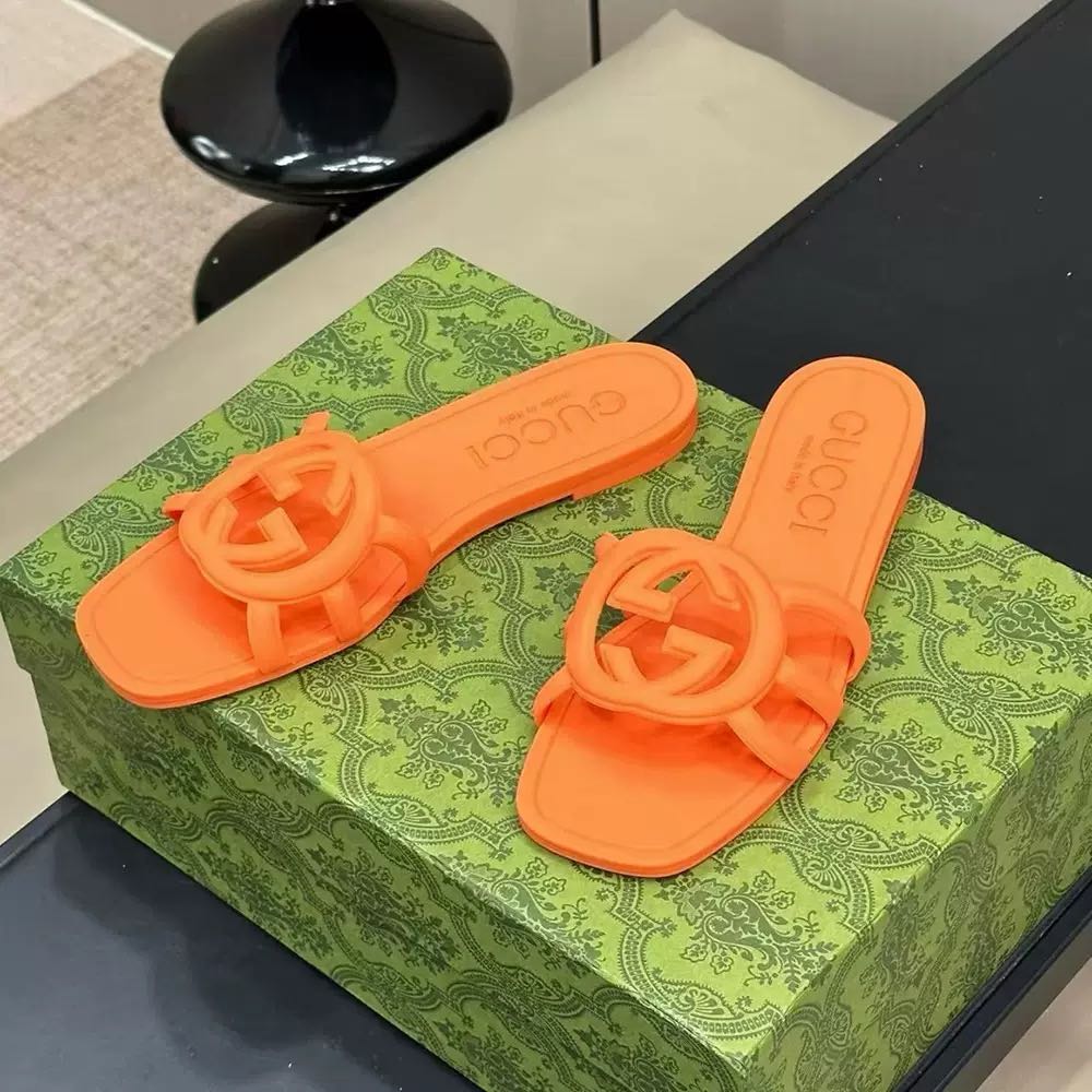 Minimal Luxe Double G Logo Slides – Chic Everyday Flat Sandals