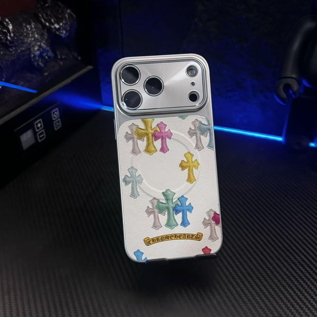 Kolorowe, dżinsowe etui na telefon