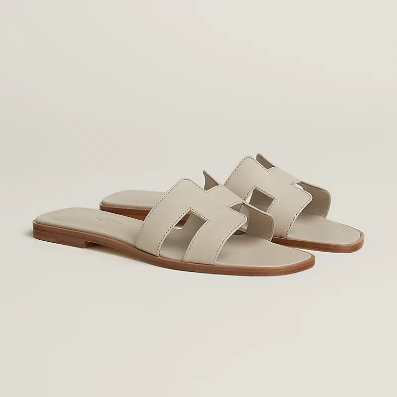Minimal Double H Logo Slides – Minimal Chic Sandals