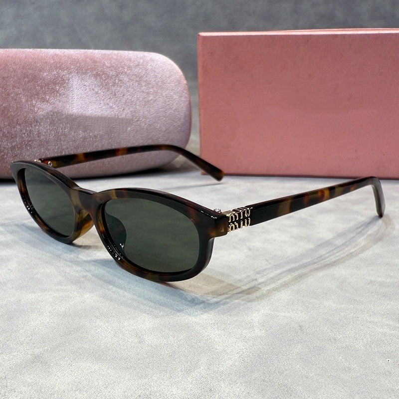 Oval Frame Sunglasses
