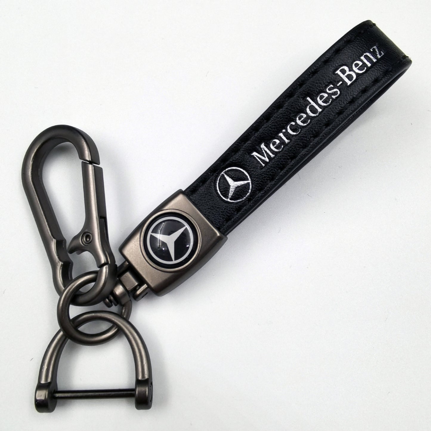 Sleek Leather Keychain with Metal Carabiner – Stylish Star Emblem Accessory for Keys & Bags